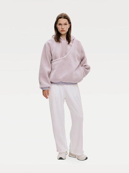 Women's hoodie with integrated animal pocket